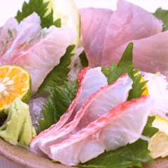 刺身三点盛り