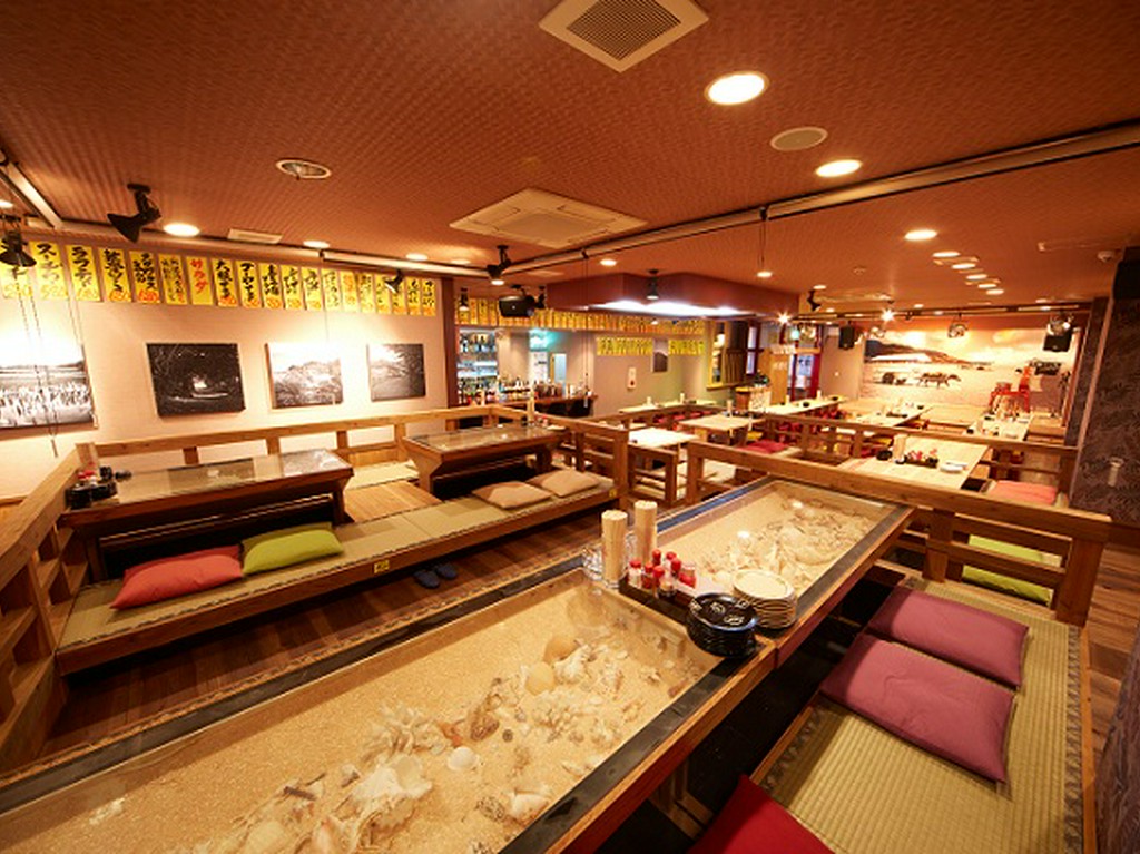 広々とした店内は、少人数から大人数まで御利用頂けます！