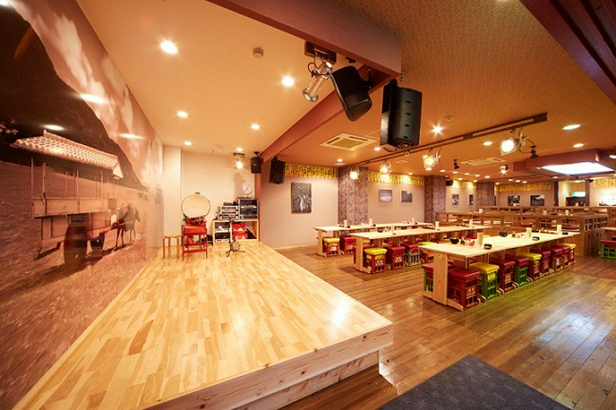 民謡ライブが、お席から間近でお楽しみ頂けます!