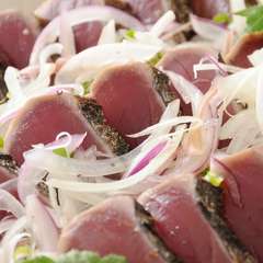 土佐流!!藁焼き!! 鰹たたき 塩・ポン酢（高知）