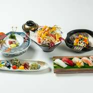 ・本コースは2名様よりご予約を承ってます

・本コースは飲み放題はつきません。(お料理のみ)

・前日までに要予約

・季節により内容が変わることがございます。
予めご了承ください。