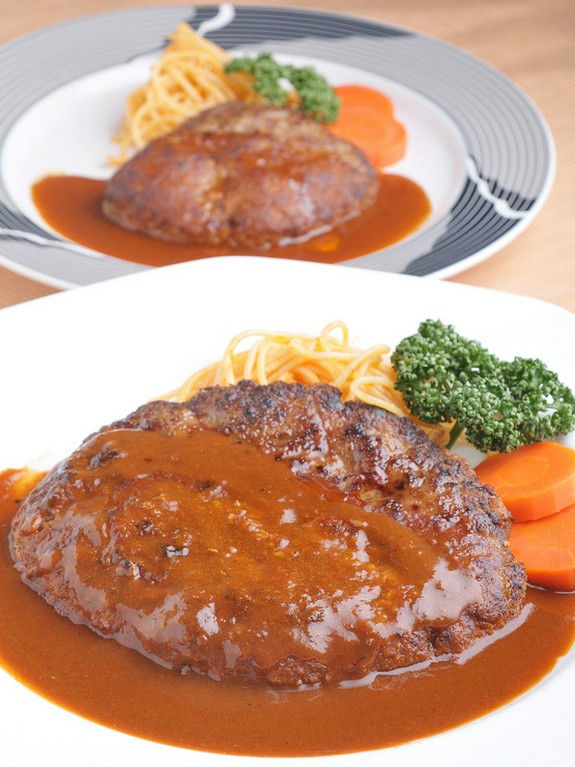 キッチン　なかむら自慢の逸品!!　特製手造りハンバーグ