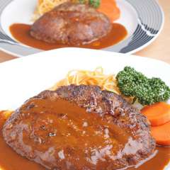 キッチン　なかむら自慢の逸品!!　特製手造りハンバーグ