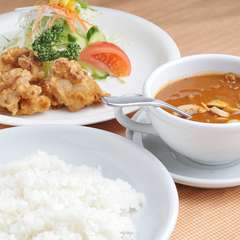 ハヤシライスにプラス一品。ハヤシコンビ