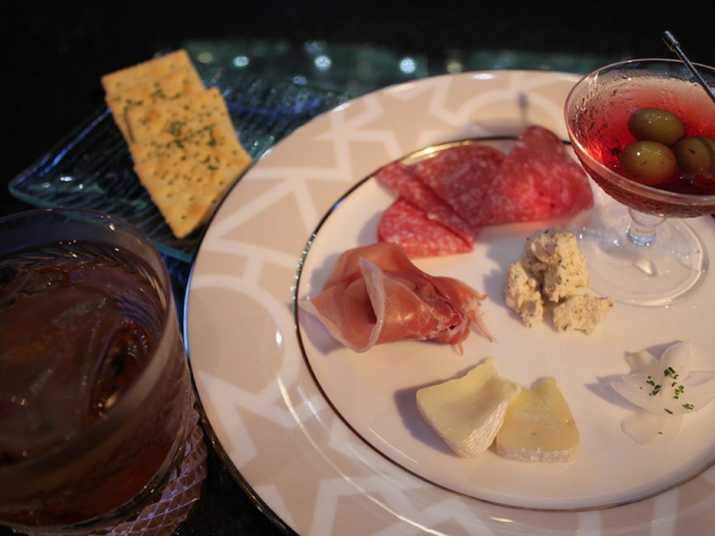 軽いおつまみからがっつり系まで種類豊富にご用意しております