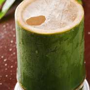 竹の精で無病息災!!

※竹は天然の物を使用しておりますので、中の繊維がはがれている事がございますが、品質には問題ありません。