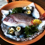 各種おめでたいお席でご利用頂けます♪
※4名様以上でお申し込み下さい

[お料理内容例]
お刺身盛り合わせ
手作り豆腐
焼肉盛り合わせ
真鯛の炮烙焼き
月変わり鍋
ホタテご飯
お漬物盛り合わせ