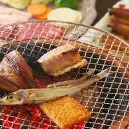 角テン、干物、みりん干しなど、日替わりです