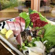 コースにて、お刺身盛り合わせもお楽しみいただけます。