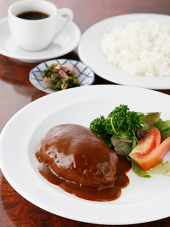 皆様お誘い合わせの上、ご来店下さい