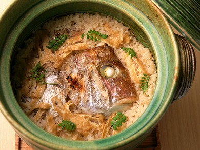 近海の魚介を新鮮なまま。素材の旨みを引き出します。