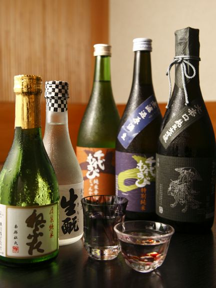 店主が吟味して選んだこだわりの日本酒