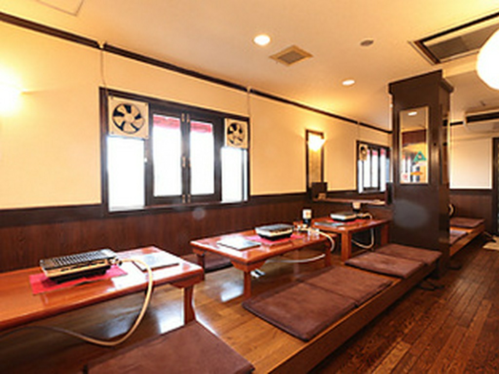 広々としたお座敷席は宴会にも最適です！