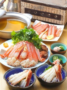 最後の雑炊まで堪能できる「カニ鍋」こそカニ料理の醍醐味！