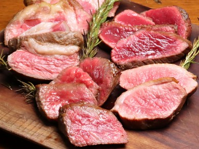 看板メニューの肉盛り！