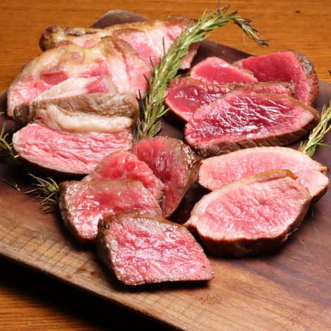 看板メニューの肉盛り！