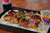 うなぎ半身です
