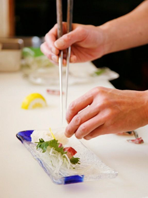 食材の持ち味は、職人の技でさらに高められます。