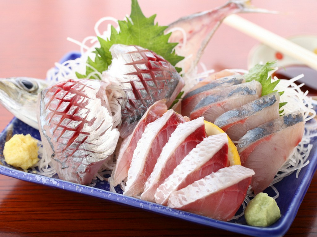 地魚の刺身盛り合わせ