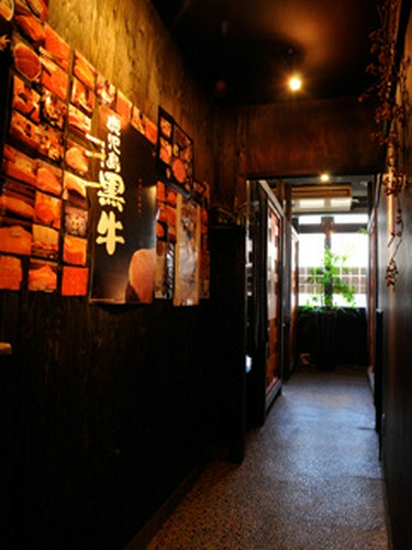 入口から入って個室へとつづく空間