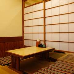 お座敷でゆったりとくつろげる春のご宴会