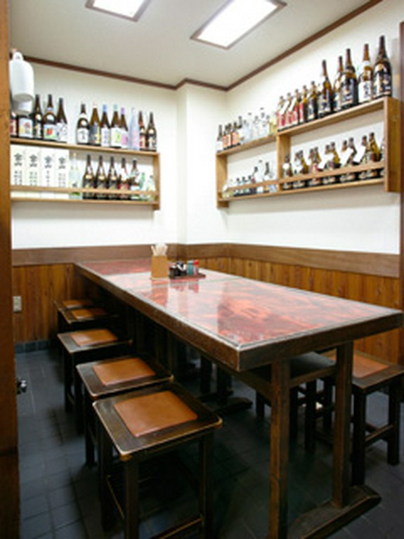 テーブル席は10名様までご利用できます