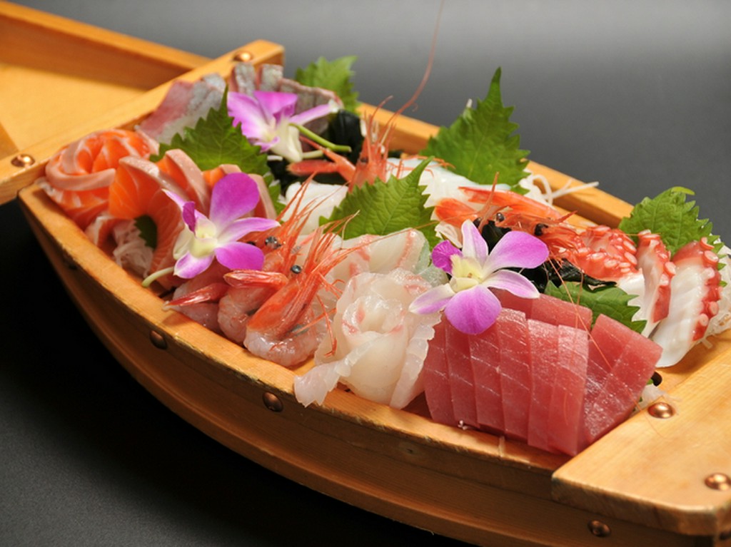 （飲み放題付き4970円）