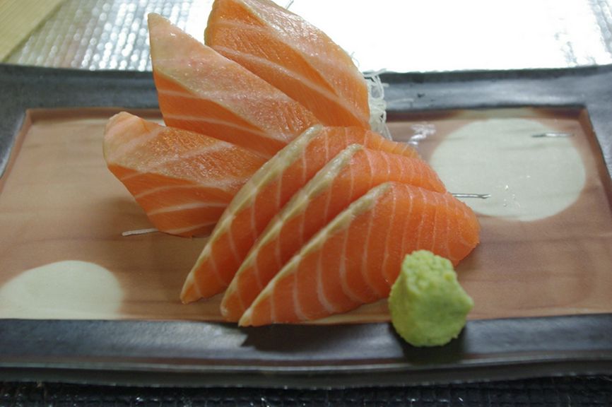 サーモン刺