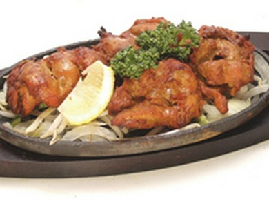 とてもお得なカレーやナンの食べ放題が2H女性2500円/男性3000円