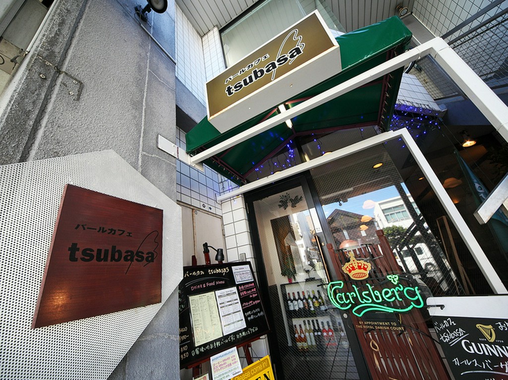 気取らず気軽に立ち寄れる、リーズナブルでアットホームなバール