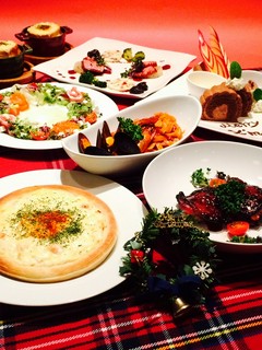 クリスマススペシャルディナー、ご予約承ります！