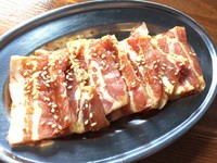 北海道各地から厳選した豚を指定しています。※仕入れによって産地やブランドが日々変わります。詳しくはタッチパネルでご確認下さい。