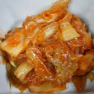 煉屋自慢の本格キムチ