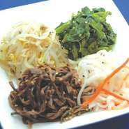 各具材の特徴を生かした、メリハリのある味