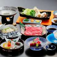 しゃぶしゃぶ昼膳梅（4.400円）しゃぶしゃぶ膳桜（6.050円）上（7.150円）特（9.350円）