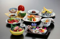 篝火会席7.150円　葵会席9.350円　繕会席12.100円
いずれも2日前までの要予約です。