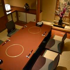 ゆったりと落ち着ける雰囲気の4名個室