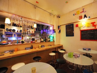 おしゃれな店内