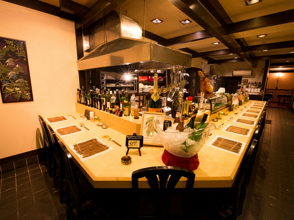 前日までにご連絡をお願いいたします。
週末の予約はすぐにいっぱいになるので、平日がおすすめです。