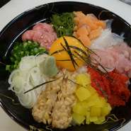 なかおち丼（梅庵ランチメニュー）
