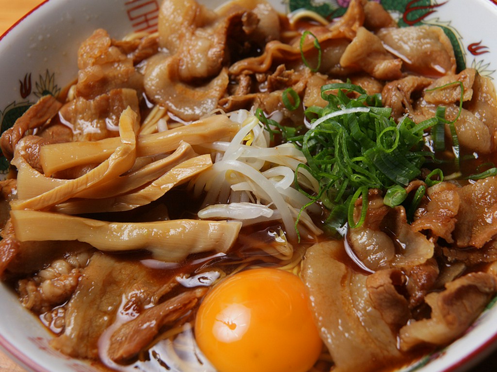 徳島ラーメン（肉入り大）