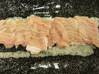 国産の大腸（シマ腸）。コリコリ食感。
