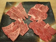 Ａ４・Ａ５黒毛和牛を食べ比べ。ロース・カルビ・ランプ・イチボの4品（ミスジ付き＋1800円）