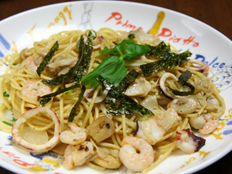 きのこと魚介の和風スパゲティ