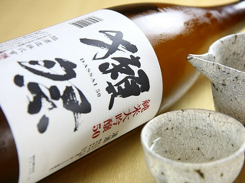 厳選した全国の地酒をご用意しております