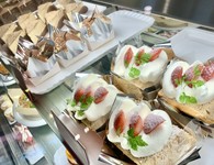 お好きなケーキ＋お好きなドリンクで100円引き