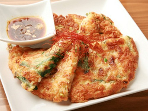 チヂミ　海鮮たっぷり。人気No.1