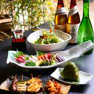 レトロで懐かしい“昭和”の時代にタイムスリップしませんか？　厳選された旬な素材に拘っています。お肉・魚介・野菜等豊富な料理とお酒でお楽しみください。