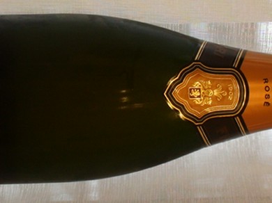 飲みごろのイタリアワイン各種ご用意してます