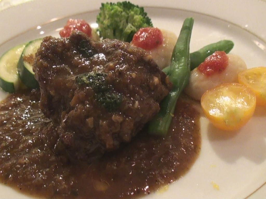 記念日や大切な方とのお食事に
当店人気No.1のおすすめのコースです

　
　　